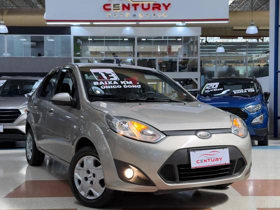 FORD FIESTA 1.6 ROCAM SEDAN 8V FLEX 4P MANUAL